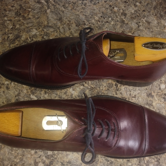 To Boot New York Burgundy Dress Captoe Laceup Oxford Shoes 9.5
